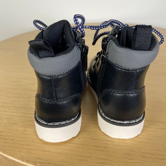 Gap Baby Size 5 Lace Up Ankle Hiker Combat Boot Faux Leather Gorpcore Comfort - Picture 6 of 9